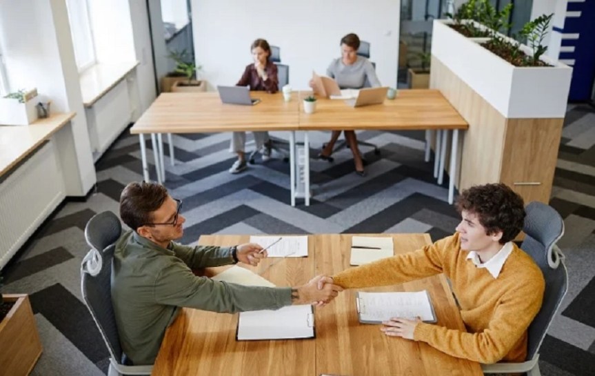 Beyond Resumes and Roles: The Art and Science of Modern HR &&nbsp;Hiring